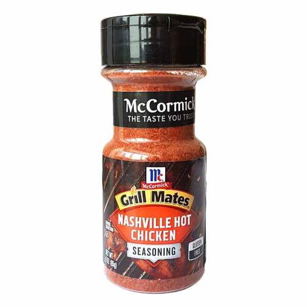 Erleben Sie den authentischen Geschmack des Südens mit dem McCormick Nashville Hot Chicken Seasoning Mix. Diese sorgfältig zusammengestellte Gewürzmischung bringt den würzig-scharfen Geschmack des berühmten Nashville Hot Chicken direkt in Ihre Küche. Mit einer perfekten Balance aus pikanten Gewürzen und einer angenehmen Schärfe verleiht dieser Mix Ihrem Hühnchen eine unwiderstehliche