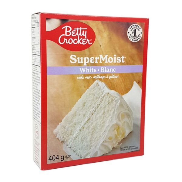 Genießen Sie den köstlichen Geschmack des klassischen Betty Crocker White Cake mit dieser Backmischung aus den USA. Die einfache Zubereitung ermöglicht es Ihnen